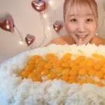 【議論】大食いYouTuberって体の構造どうなってるんやｗｗｗｗｗ