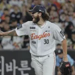 韓国KBOに防御率1点　17勝1敗　250奪三振の山本由伸レベルのバケモノ投手爆誕ｗｗ