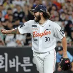 韓国KBOに防御率1点　17勝1敗　250奪三振の山本由伸レベルのバケモノ投手爆誕ｗｗ