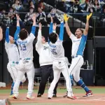 【日本ハム】水谷瞬のリアル野球盤での本塁打に公式戦なみ大歓声…エスコンでのファン感謝イベントに２万４７０８人
