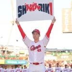 【悲報】カープのキャッチフレーズがカッコ良すぎるｗｗｗｗｗｗｗｗｗｗｗ