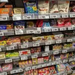 【悲報】日本人、チョコレートが高すぎて買えなくなる。イオンが代わりに「チョコ代用品」を発売ｗｗｗｗｗｗｗ