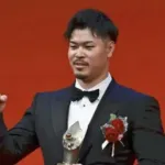 阪神球団さん、佐藤輝明のカッコいいMVPグッズを頼みます！！！