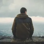 【悲報】識者「独身男性が気楽ってのは嘘。40代50代になると漏れなく狂う。例外はない」
