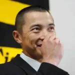 阪神・熊谷　来季も丸刈り＆無失策継続へ　オフは広島・菊池に弟子入り　１１００万増３０００万円でサイン