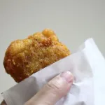 ローソン→からあげくん　ファミマ→ファミチキ　セブン→???