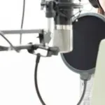 【衝撃】昔の声優『ルックスそこまで重要じゃない、表舞台にもあんま出ません、大事なのは演技力とコミュ力』