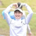 美人プロゴルファー都玲華（21）に不倫疑惑。路上で既婚30歳年上コーチの股間を何度も何度も触る