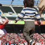 カープ中村奨成、結婚していた！妻は年上一般女性「食事や生活面が一番支えに」