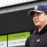 ソフトバンク上茶谷大河 移籍1年目を終え800万円減の3100万円で契約更改「当たり前です。来季こそ連覇に貢献できるように」