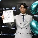 ハム郡司裕也（27）、1億円超えで契約更改。「本当にいい球団に入った」中日時代から約１０倍