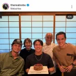 ダルビッシュ、山本由伸のWSMVPをお祝いするも室内で帽子　いったい何故…