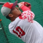 カープ佐々木泰、2桁本塁打宣言!新井監督の助言で体作りに着手「1年間戦える体を」