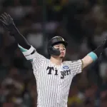 佐藤輝明、球団のクリスマスパーティ欠席の理由が明らかになる