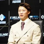 【日本ハム】5年ぶり復帰の西川が入団会見　背番号「7」に