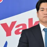 ヤクルト矢崎、800万増の年俸5600万で契約更改!「配属先が広島で辞令が出たという感じ」