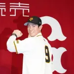 日本ハム、松本剛の補償は金銭のみの方針ｗｗｗｗ