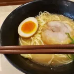 回転寿司でラーメン食うやつｗｗｗｗ