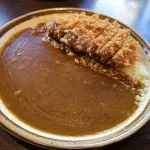 カレーのチェーンとかいうCoCo壱が胡座をかいてる業界ww