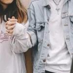 【悲報】　若者が恋愛しなくなりました←これ普通に考えて異常事態じゃね？