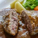 ステーキは固くて美味しくないし、ハンバーグの方がおいしいよなぁ！！！？