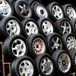 タイヤメーカー「タイヤは3年で賞味期限！履き替えろ！履き替えろ！10万円払え！！」