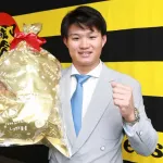 阪神の森下翔太、7800万円→2億1000万円で契約更改ｗｗｗｗｗｗｗｗ