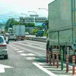 高速の合流←これ怖いんやが