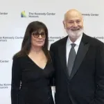 映画「スタンド・バイ・ミー」のロブ・ライナー監督夫妻死亡、警察が息子（32）の身柄を拘束