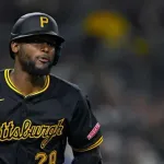 パ球団がカナリオ外野手と契約合意 ←ついにブリブリ来たか？