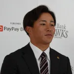 鷹、日本一も4人目の保留　野村勇もサインせず…今季12発＆18盗塁の大躍進「もう少し考えたく」