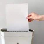 なんでシュレッダーって縦にしか切れへんの？🥺