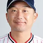 ヤクルトの石川さん（45）てなんで引退しないの？？