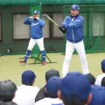 中日・井上監督が小中学生に「中日に憧れてほしい」と指導！来季はチーム500得点目指す！