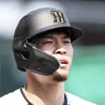佐藤輝明（1億5000万→4億5000万→6億円越え→メジャー）が理想か？
