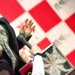 カープ佐々木泰『積極打法』継続！吉田正尚から太鼓判「どんどん打ちにいくスタイルはいい」
