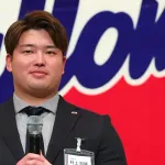 30球団「村上？まぁウチは要らんけどどっか取るやろ」←最年少三冠王がこの扱いって