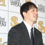 鷹・大関友久が1億7000万円で更改　将来のメジャー挑戦も希望…8000万円の大幅増