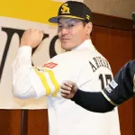 SB有原6年ぶり日ハム復帰！←カープファンも驚く