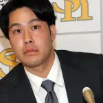 カープ戦力外・藤井皓哉が1.2億円で契約更改！ソフトバンク勝ちパ『樹木トリオ』で7回死守し5000万増勝ち取る