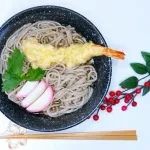 大晦日の年越しそばのおかずに寿司かピザにするか悩む