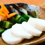 漬物(安いです、美味しいです、健康にいいです、色んな種類あります、食感楽しいです)←この食べ物