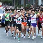 謎の勢力「箱根駅伝は正月に見る番組が無いから視聴率高いだけ」←これ