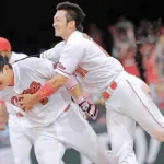 カープ歴代B9外野手「山本浩二、前田、緒方、金本、丸、鈴木誠也から3人選べ」←コレwww