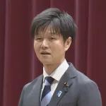 【悲報】鈴木農水大臣、突然テレビ局の女性スタッフが元カノだと言い出すｗｗｗｗｗｗｗｗｗ