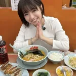 【画像】人気アイドル声優(26)「新年早々、人生初の山岡家に行きました」
