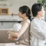 【悲報】女さん「産後まじで夫のことが嫌いになった。多分ホルモンバランスのせい。常にイライラしてしまう」・・・・