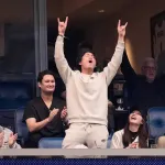 アストロズ入りの今井達也がＮＦＬ観戦　入団会見前日のサプライズ登場にヒューストンの地元ファンが歓迎