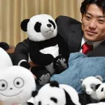 カープドラ3勝田成(なるる)、パンダのぬいぐるみ大量持参ｗｗｗ
