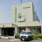 👮「トレカ盗むなんて許さん！逮捕だ！」窃盗犯「ず、ずびばぜん…😭」